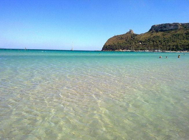 Appartamento Per 4 Persone Al Poetto Di カリアリ エクステリア 写真